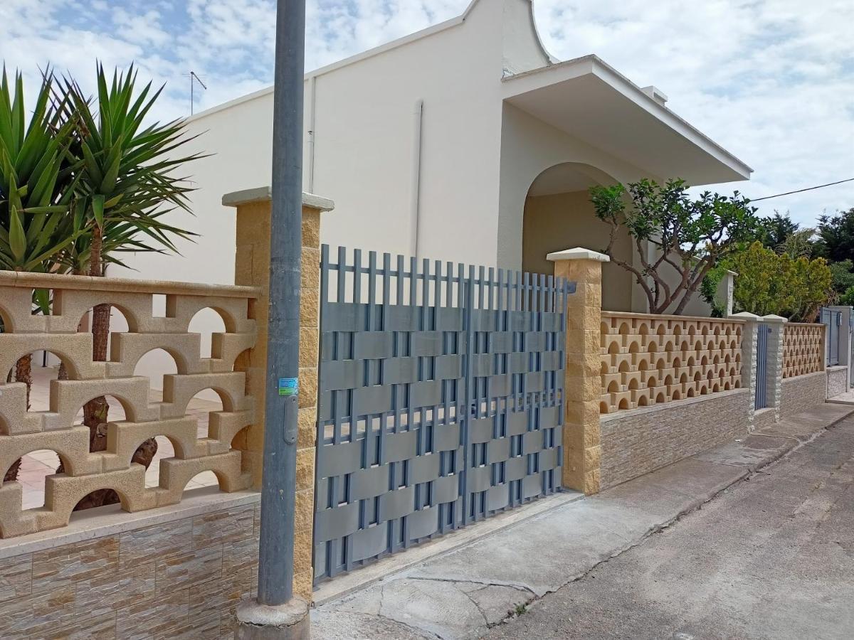 Casa Vacanze Da Lui' Torre Lapillo Exterior foto